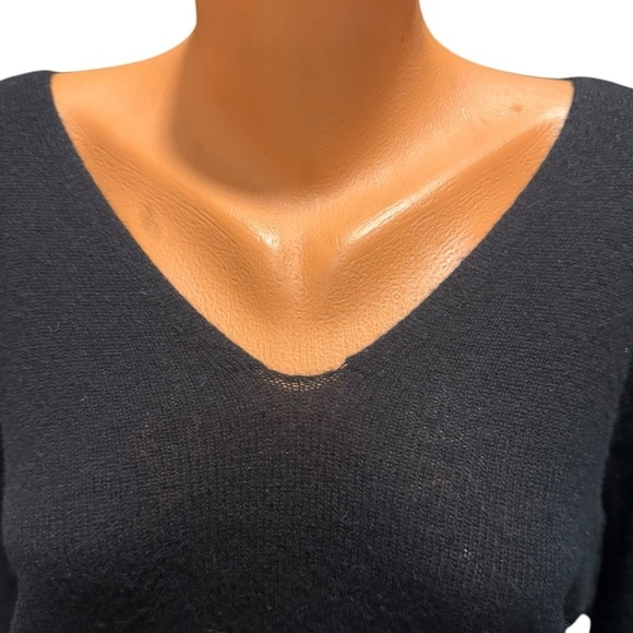 Theory Women's Cashmere V-Neck Pullover Sweater Size S Black Long Sleeve Knit - Picture 5 of 11